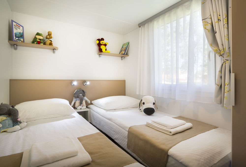 Maistra Camping Veštar Mobile homes Rovinj Exterior foto Family room