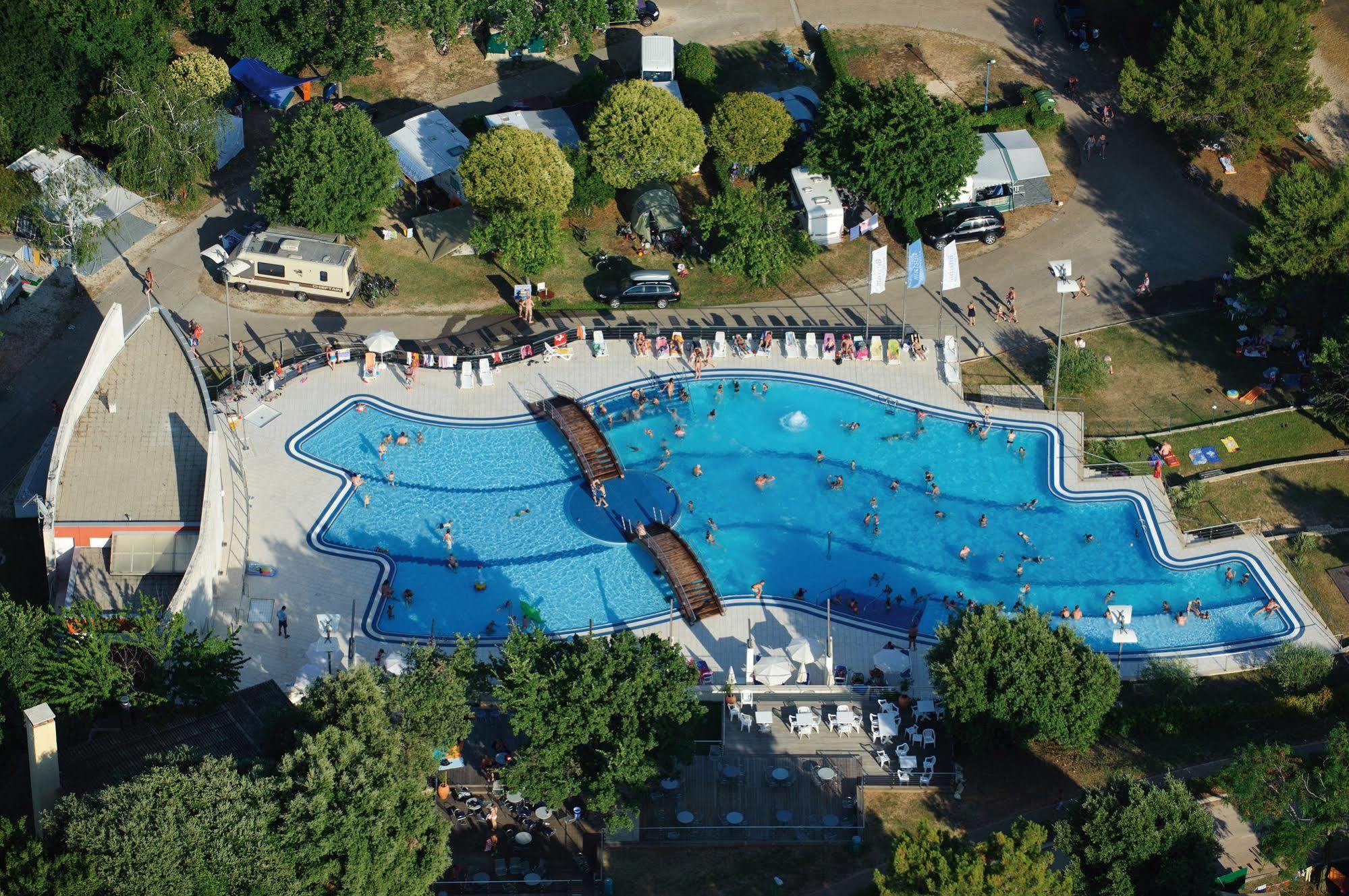 Maistra Camping Veštar Mobile homes Rovinj Exterior foto Aerial view