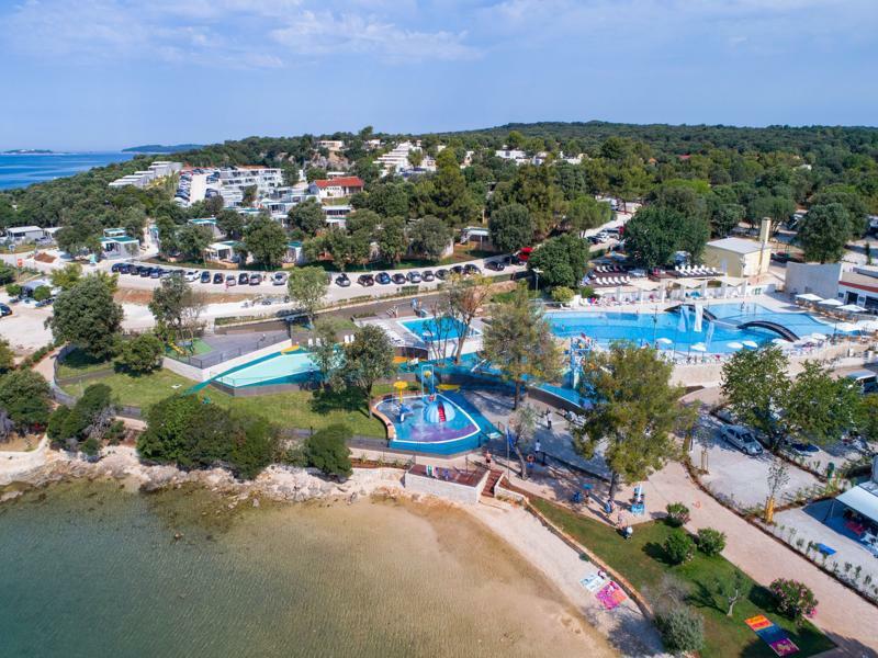 Maistra Camping Veštar Mobile homes Rovinj Exterior foto Aerial view of the resort