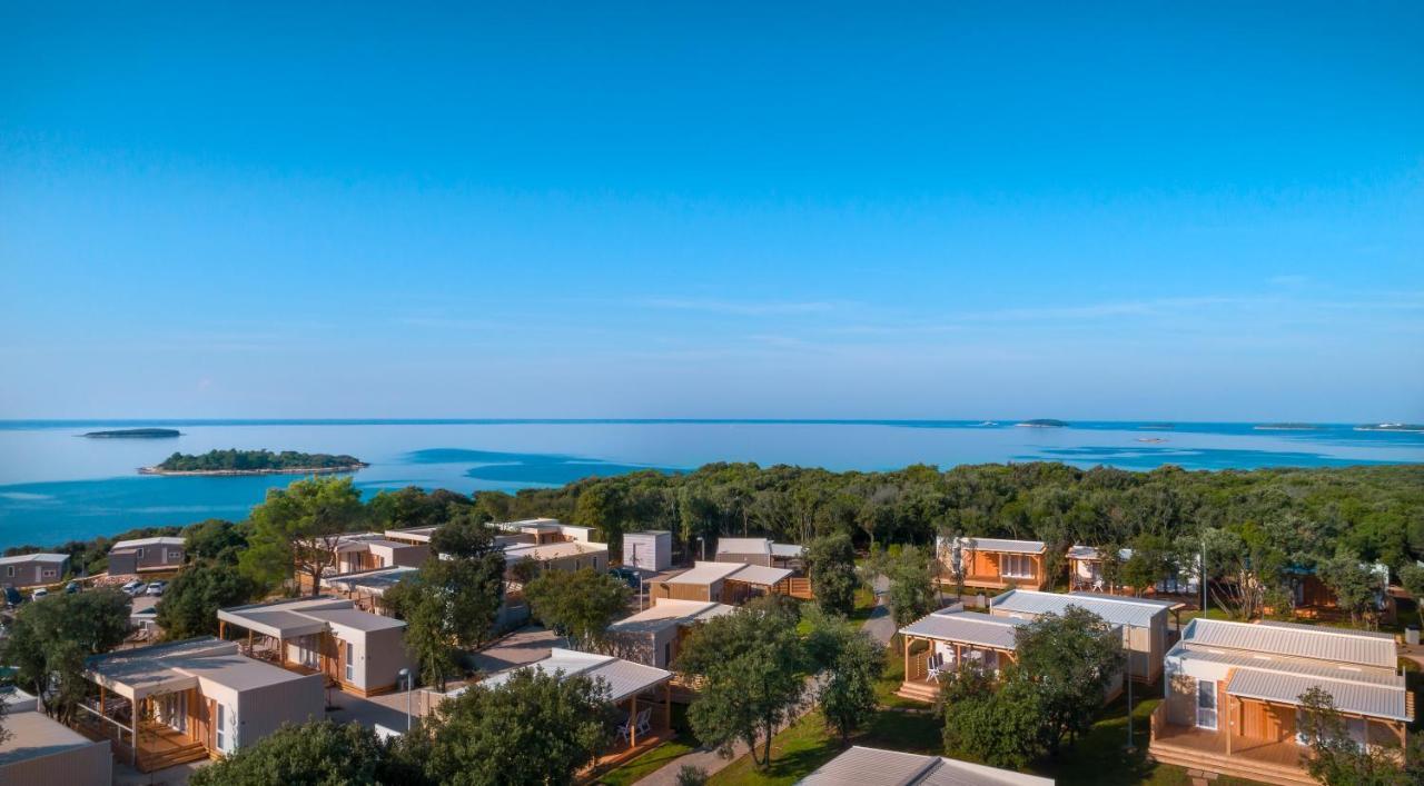 Maistra Camping Veštar Mobile homes Rovinj Exterior foto View of the resort